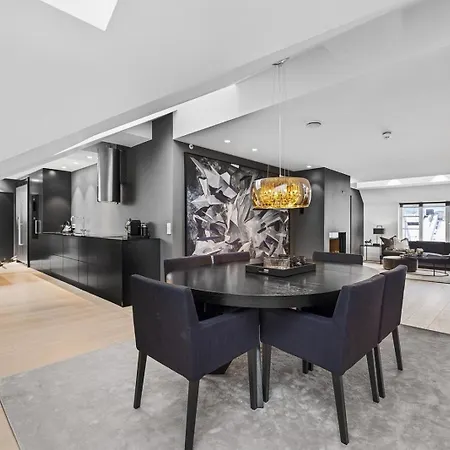 Leilighet Luxury Penthouse With Rooftop Terrace